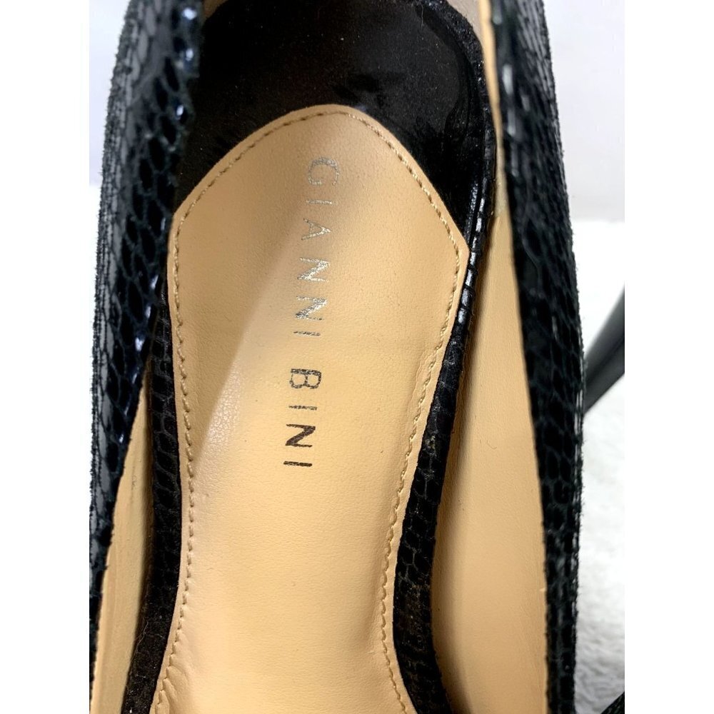 Gianni Bini Women's Black Heels - Picture 4 of 6